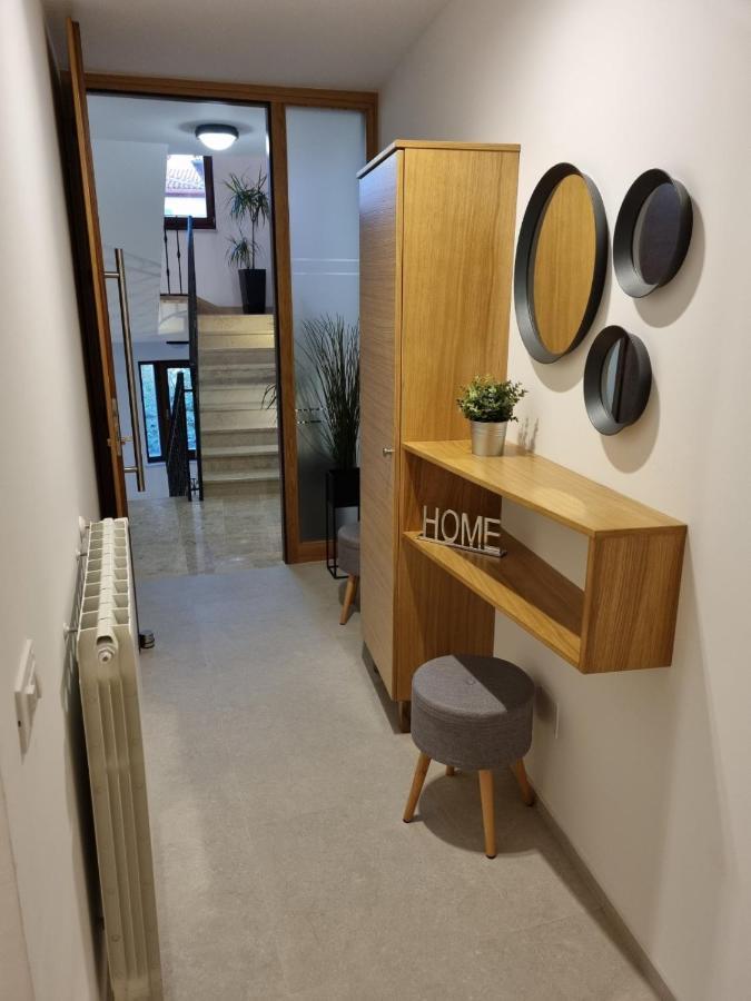 Apartments Cerin-Ровинь Экстерьер фото