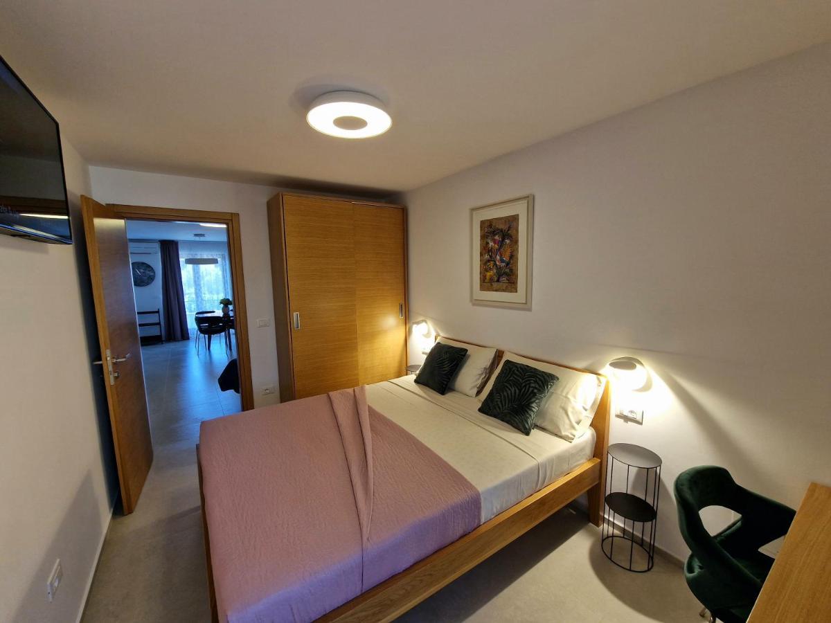 Apartments Cerin-Ровинь Экстерьер фото