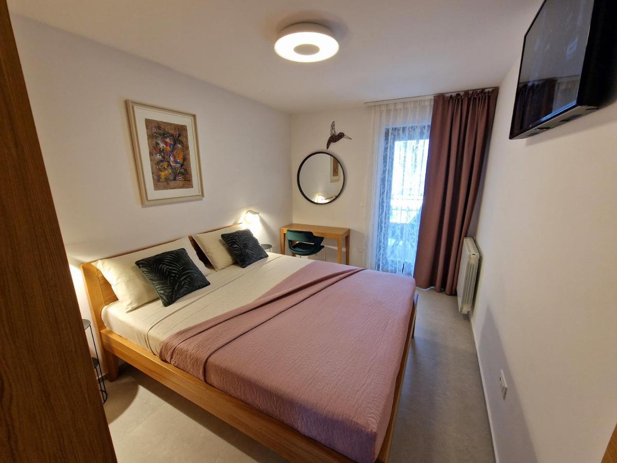 Apartments Cerin-Ровинь Экстерьер фото