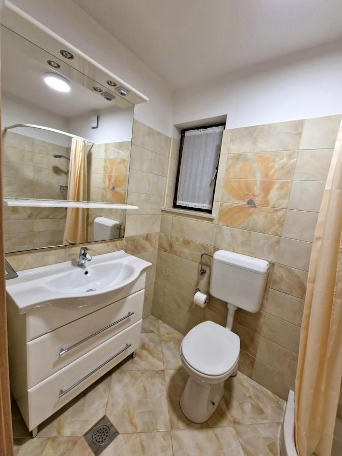 Apartments Cerin-Ровинь Экстерьер фото