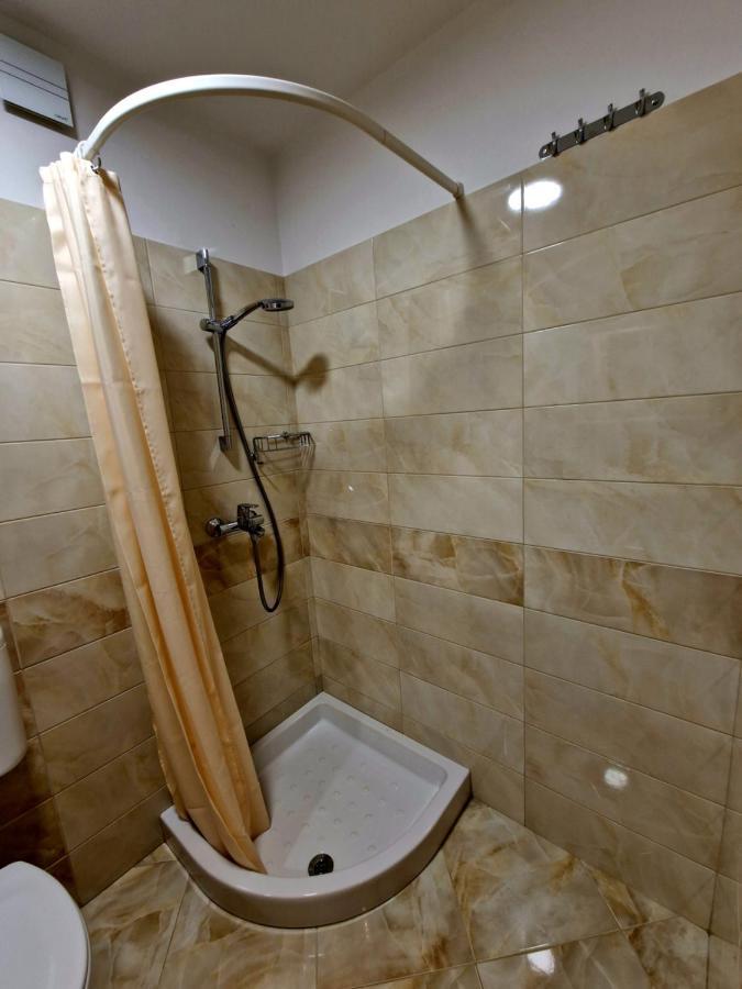 Apartments Cerin-Ровинь Экстерьер фото