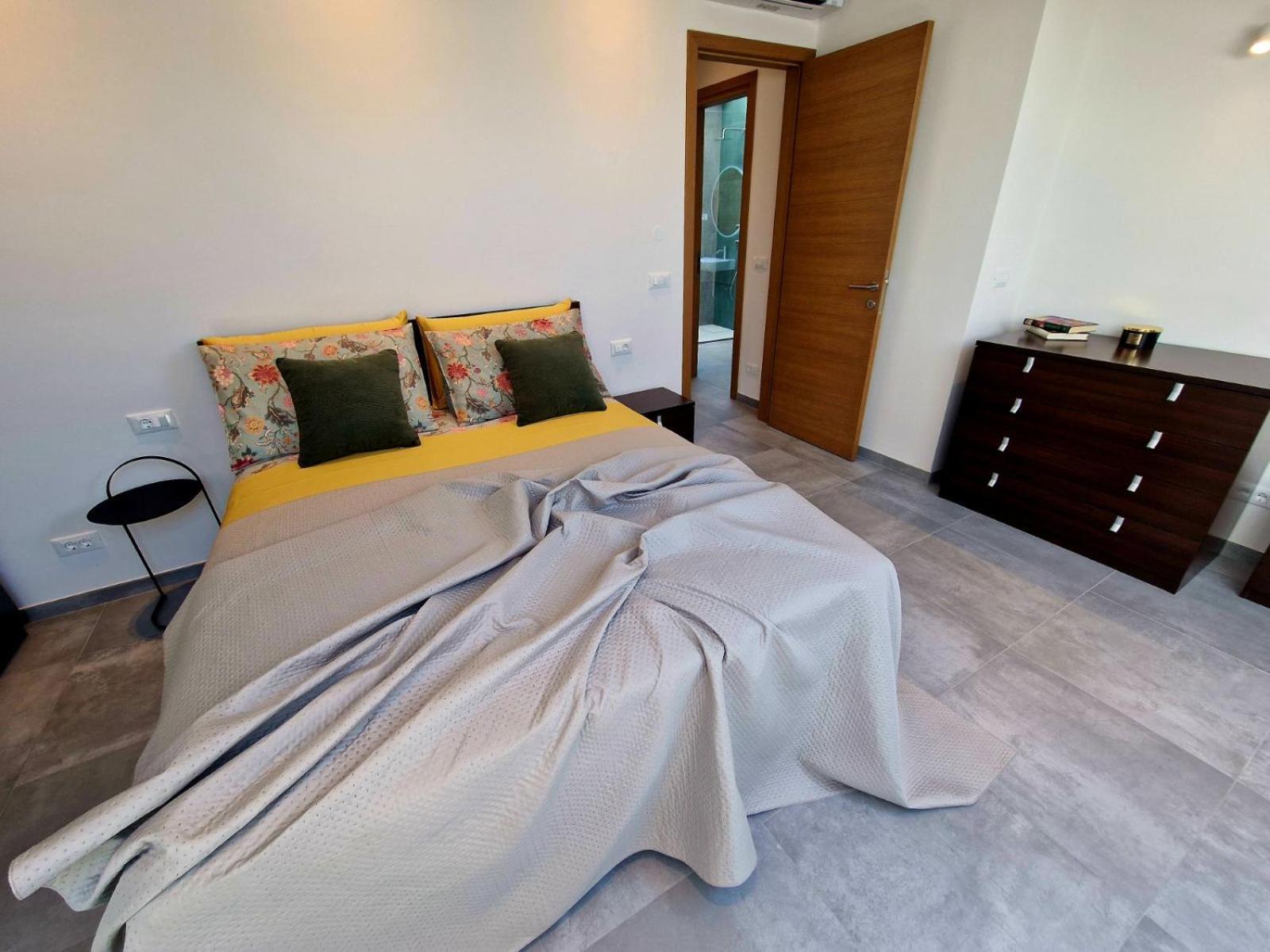 Apartments Cerin-Ровинь Экстерьер фото