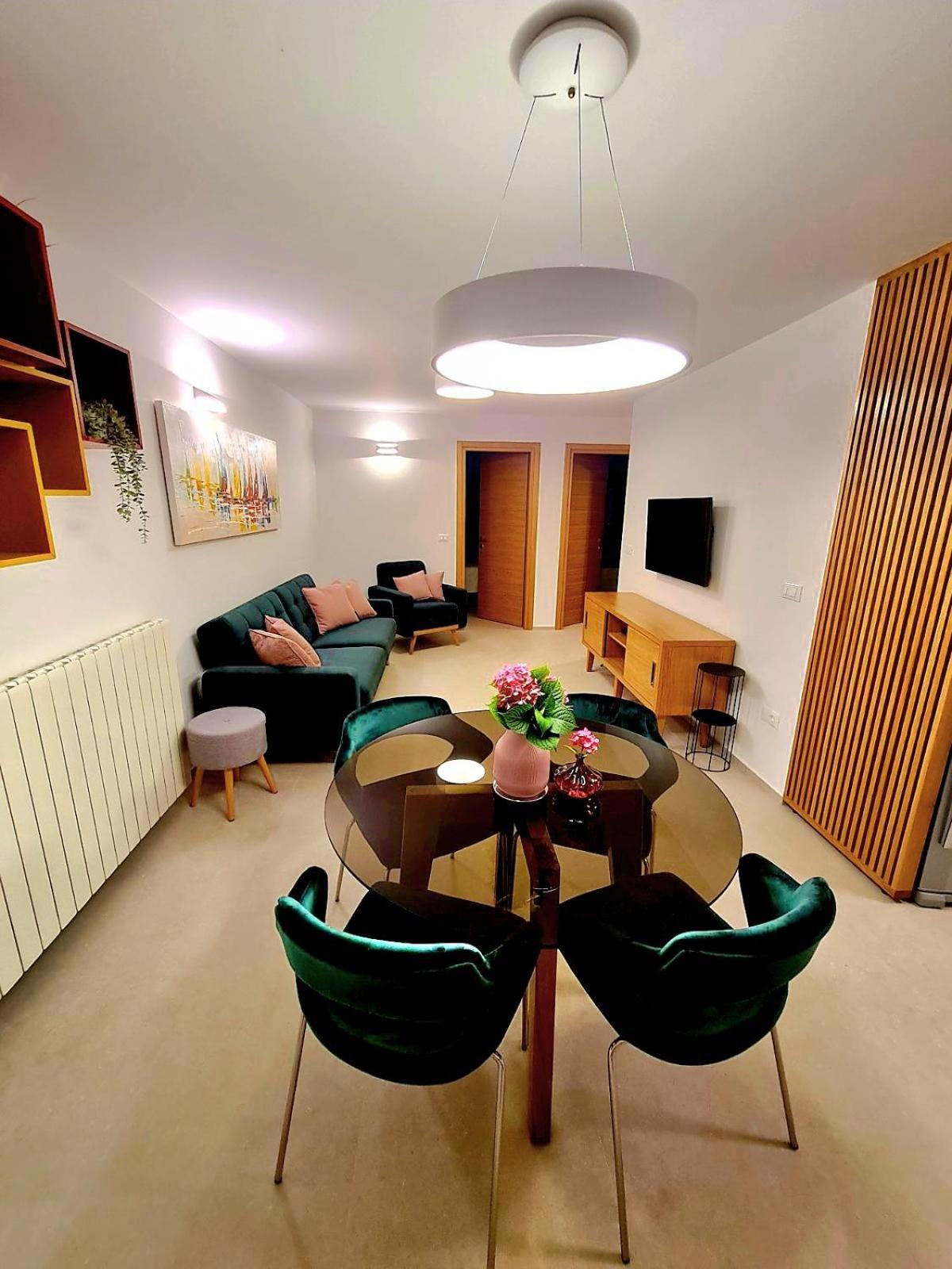 Apartments Cerin-Ровинь Экстерьер фото